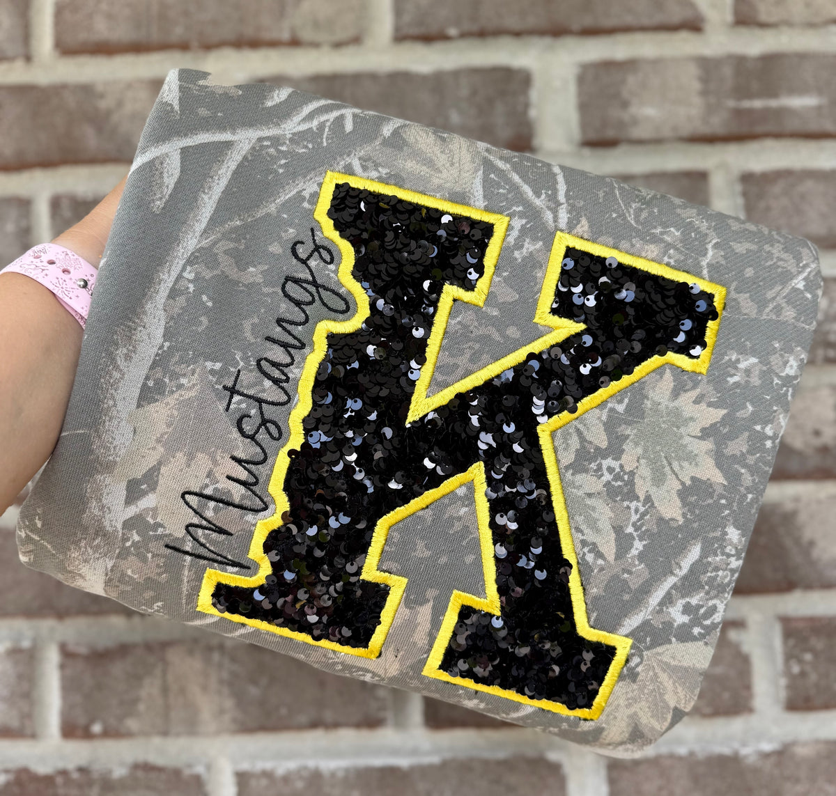 Kouts Sequins Crewneck